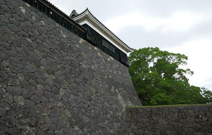 松江城の石垣